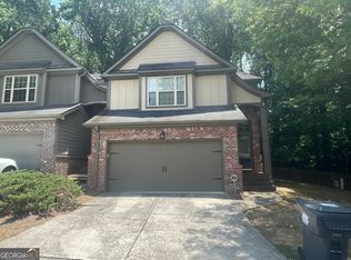 121 Creighton Ln, Powder Springs, GA