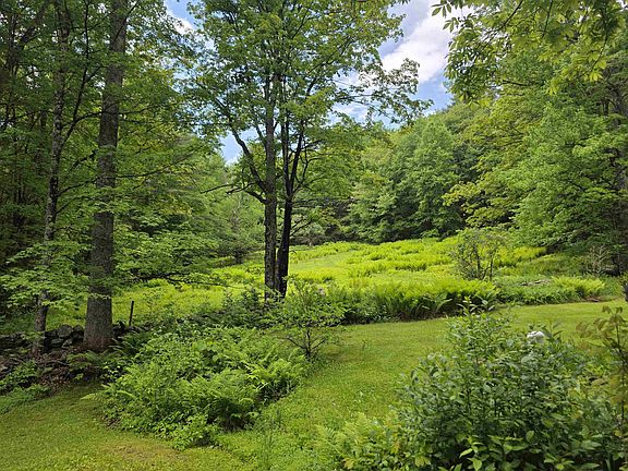 3rd image of 157 Newfane Hill Road