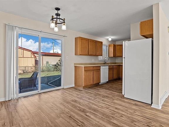 4th image of 1516 Dover Road