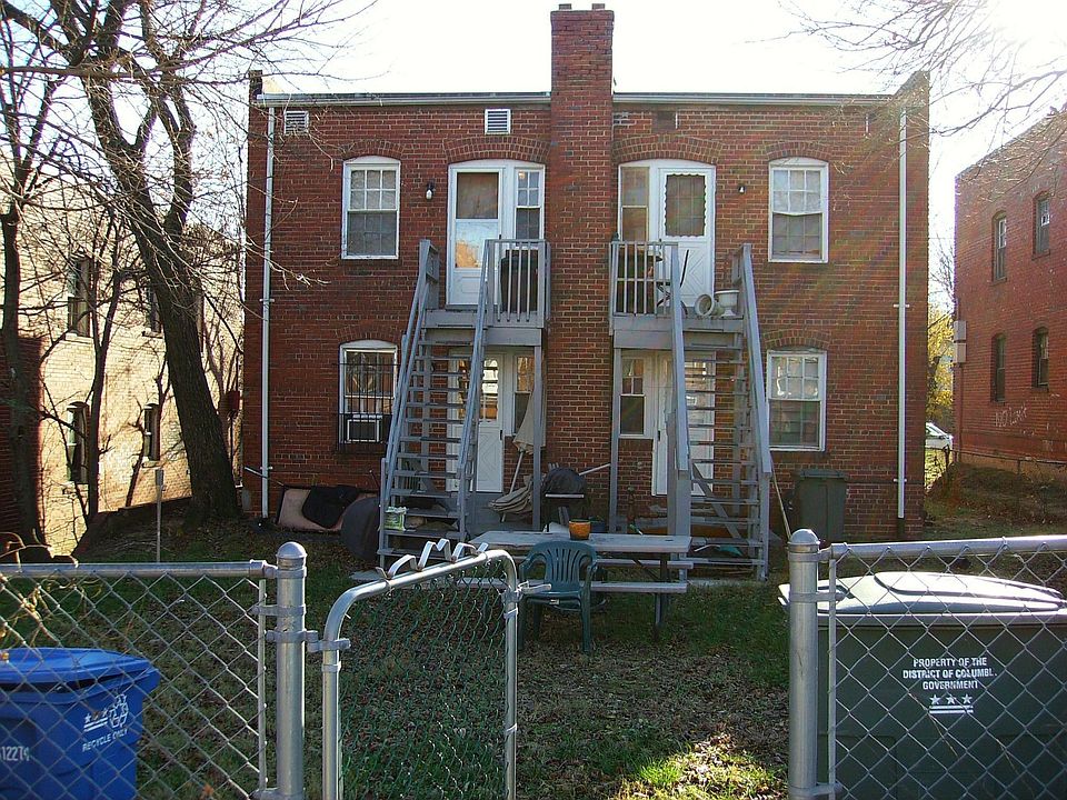 2nd image of 4532 Eads St NE