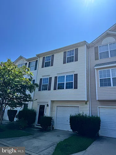 8825 Goose Landing Cir #8825 Photo 1