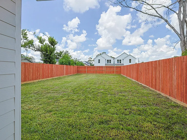 7413 Charlie St — Photo 24