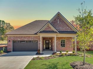 1045 Courtyard Ln #21, Fort Mill, SC 29708