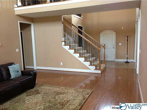 4th image of 120 Arbor Hill Ln SW