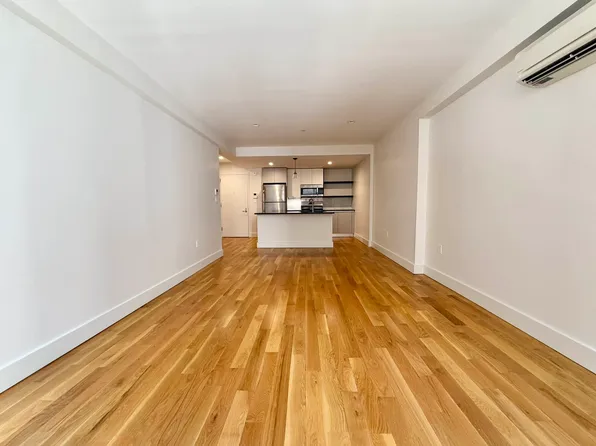 1543 East 19th Street image 1 of 11