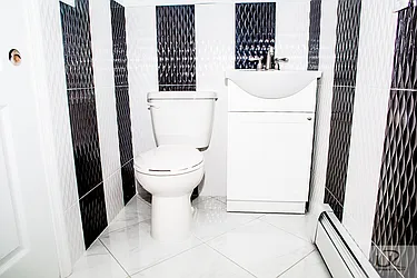 Rented by Urban Realty NYC