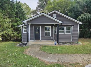 1904 Smokemont Dr, Maryville, TN 37801