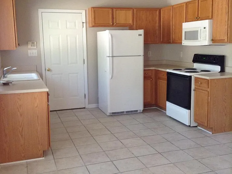 6320 Applewhite Rd — Photo 12