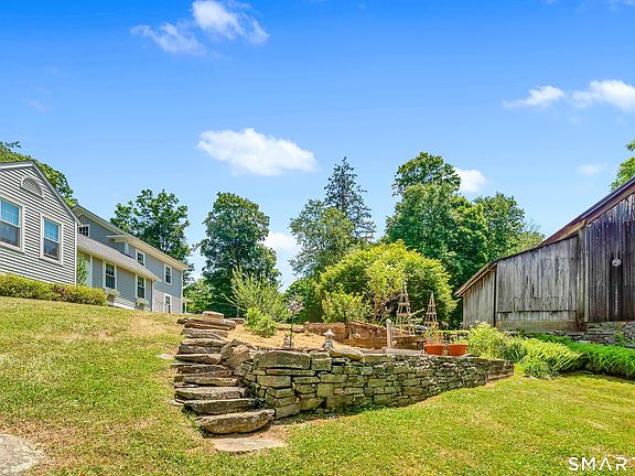 5th image of 2 Timms Hill Road