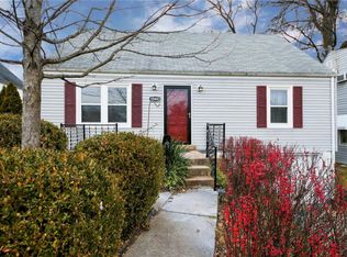 10443 Baltimore Ave, Saint Ann, MO 63074