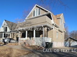 2042 E St, Lincoln, NE 68510