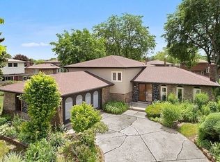 1011 E 192nd St, Glenwood, IL
