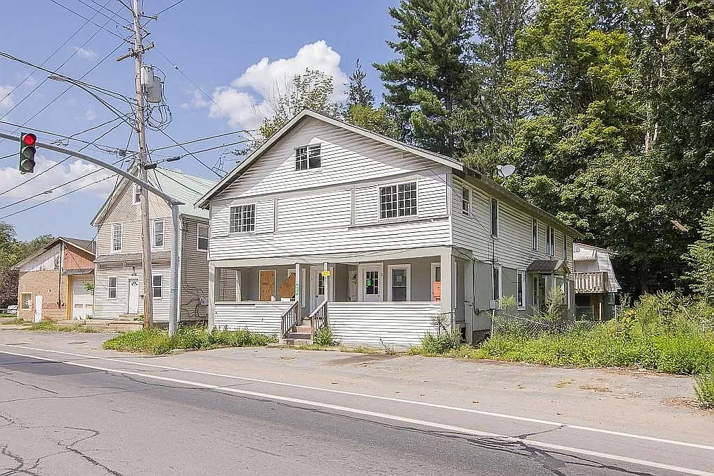 404 State Route 52 — Photo 2