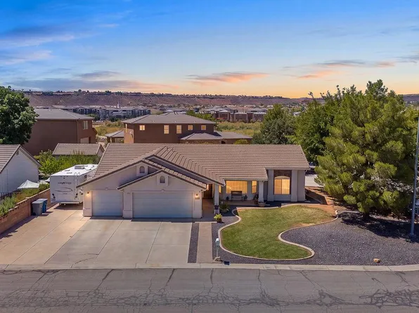 2328 Alamosa Dr, Washington, UT 84780