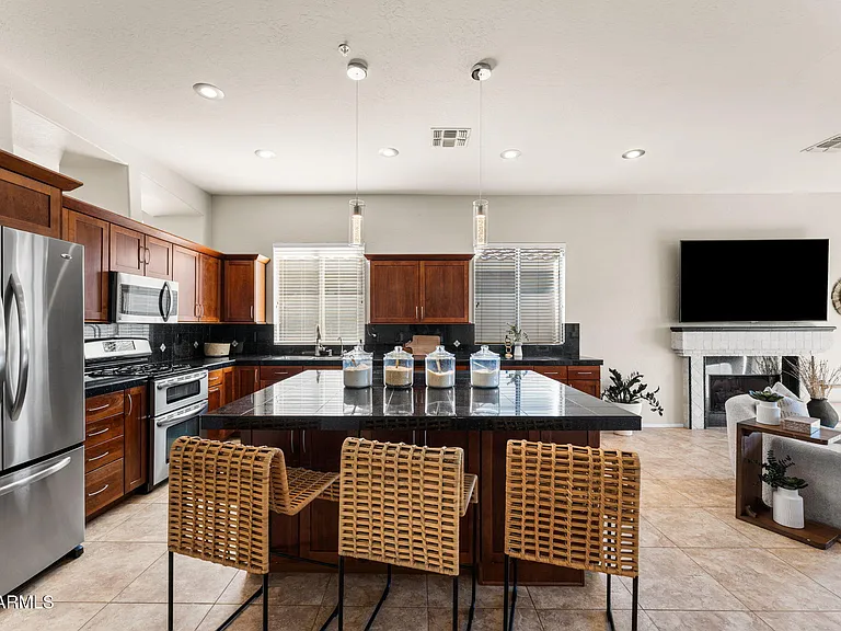 10318 E Tierra Buena Ln — Photo 8