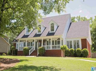 924 Leslie Ln, Gardendale, AL 35071