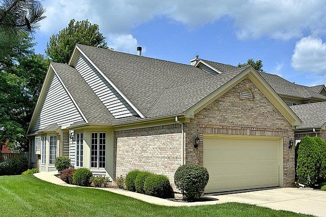 1st image of 332 Pebble Beach Ln
