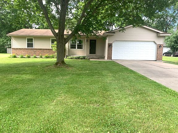 5th image of 2830 Midland Dr SE