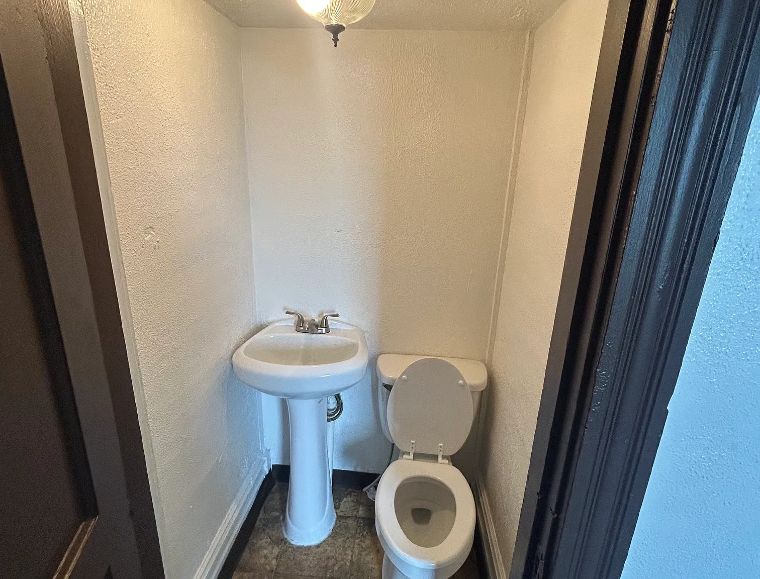 4 bed, 1.5 bath, 1468 sqft, $1,350 — Photo 4