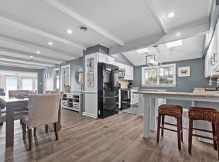 134 Beach Rd, Reedville, VA 22539