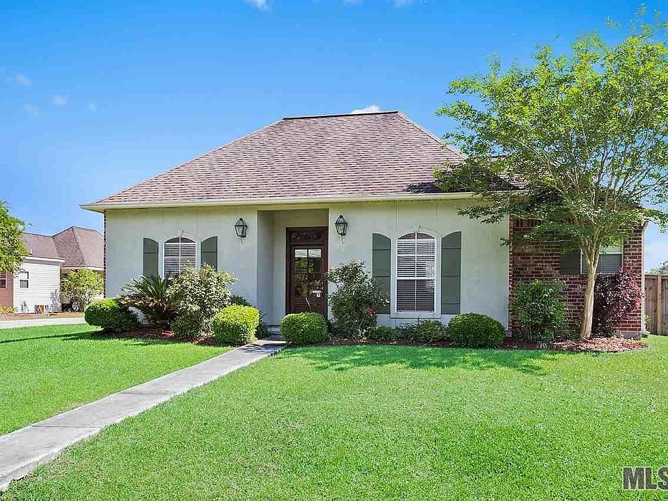 1st image of 42153 Gemstone Ave