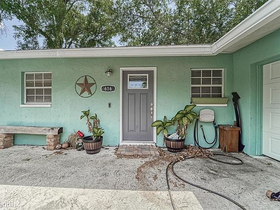 4th image of 616 65th Avenue Dr W