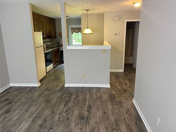 5th image of 169 Eastview Ave NW