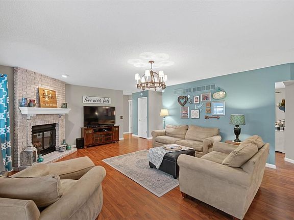 2nd image of 1036 Timberwood Trails Dr