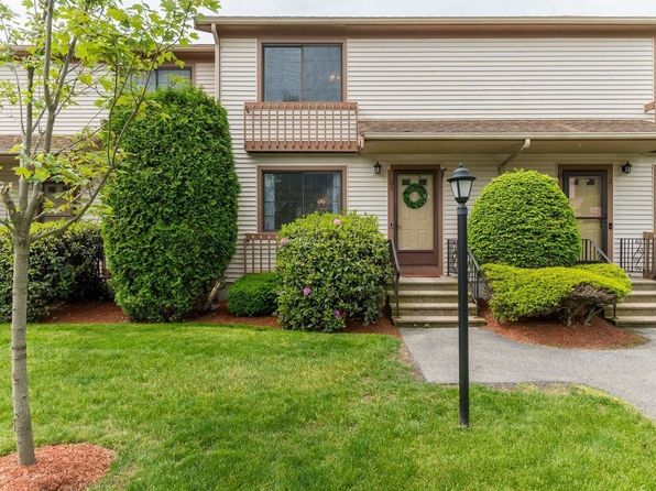 489 Turnpike St APT 2-3