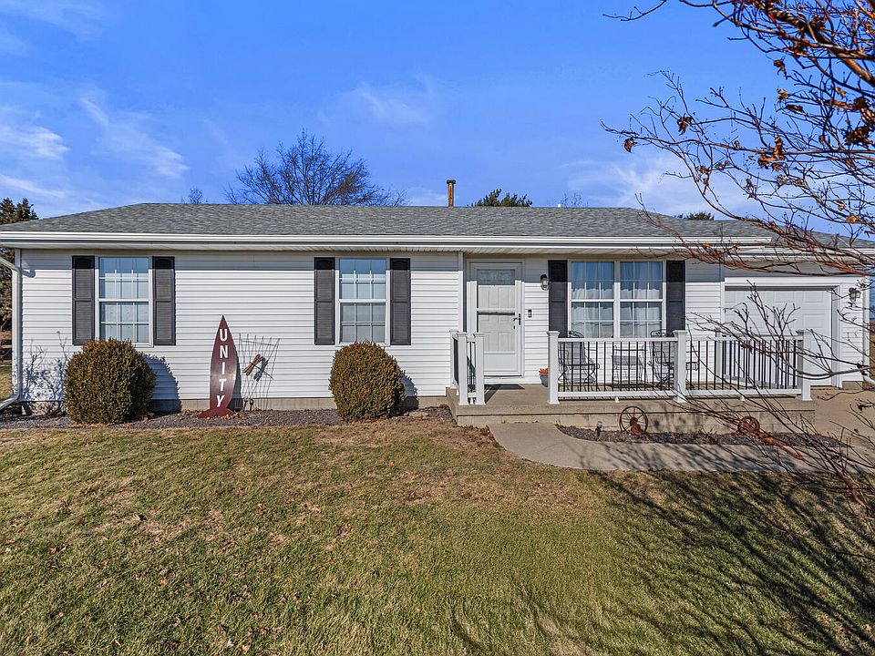 1st image of 610 E Roosevelt Rd