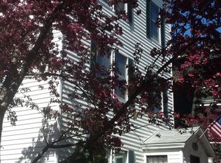 88 Prospect St APT 3, Manchester, NH 03104