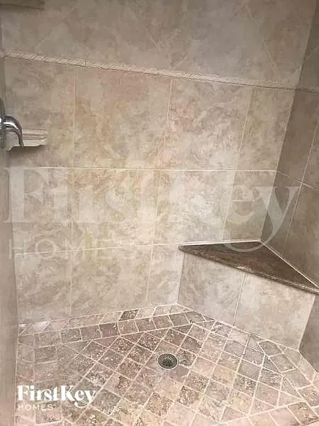 3 bed, 2.0 bath, 1506 sqft, $3,190 — Photo 2