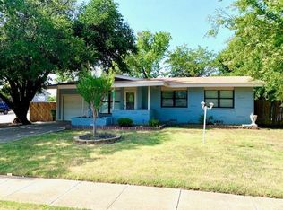 768 Pine St, Hurst, TX 76053