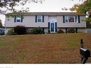 6 Marydale Rd, West Haven, CT 06516