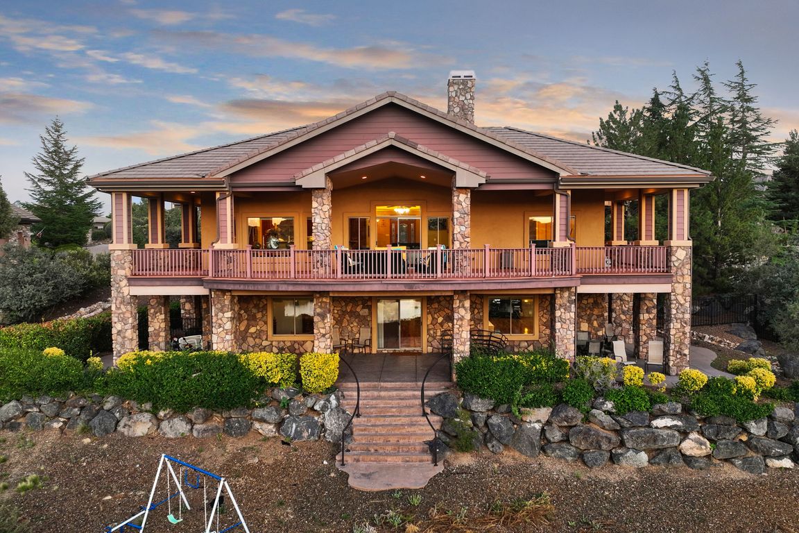 1-Aerial Exterior Back