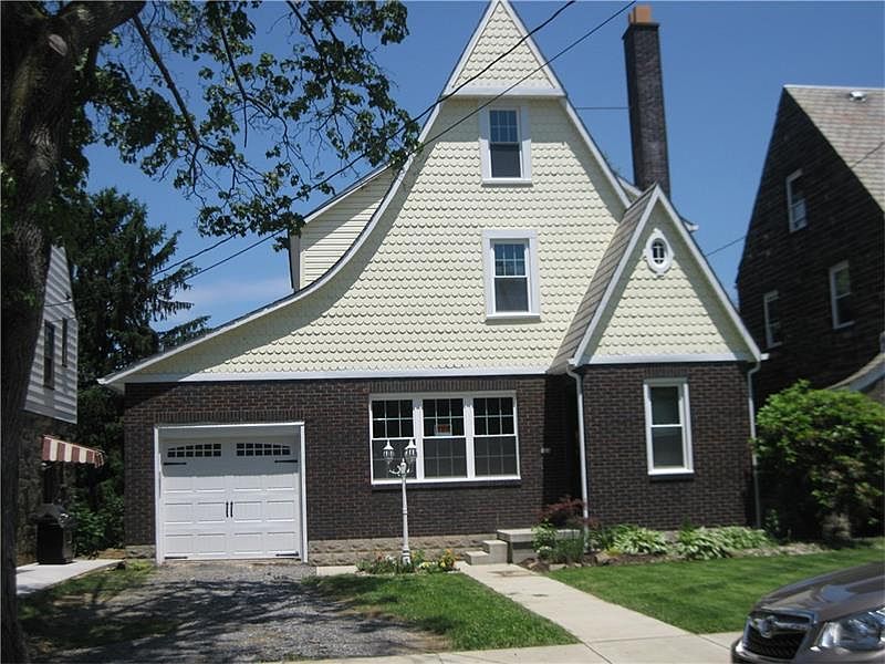 1st image of 214 E Christie Ave