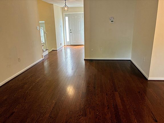 3rd image of 4834 King Solomon Dr