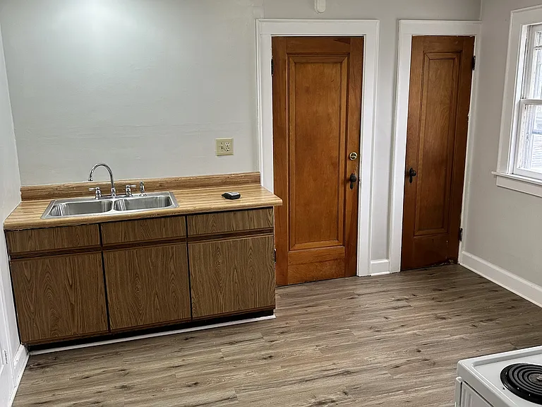3711 Wright Ave #2 — Photo 1