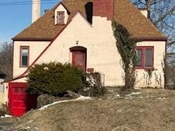 6426 Bramble Ave, Cincinnati, OH 45227