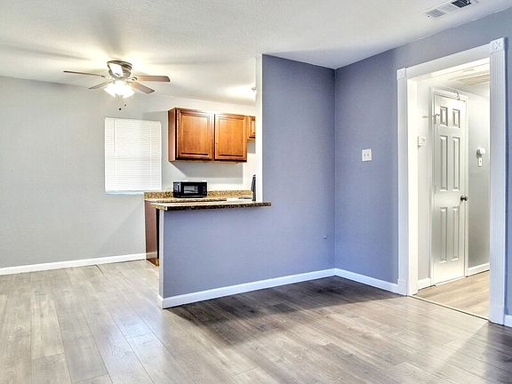 2nd image of 1108 E Tucker St #110