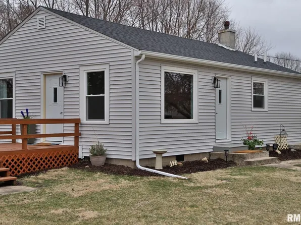 229 S Adams St, Brimfield, IL 61517