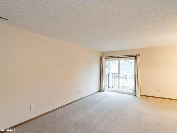 1256 49th St Unit 8