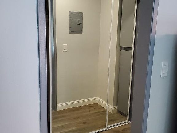 2nd image of 430 S Gramercy Pl