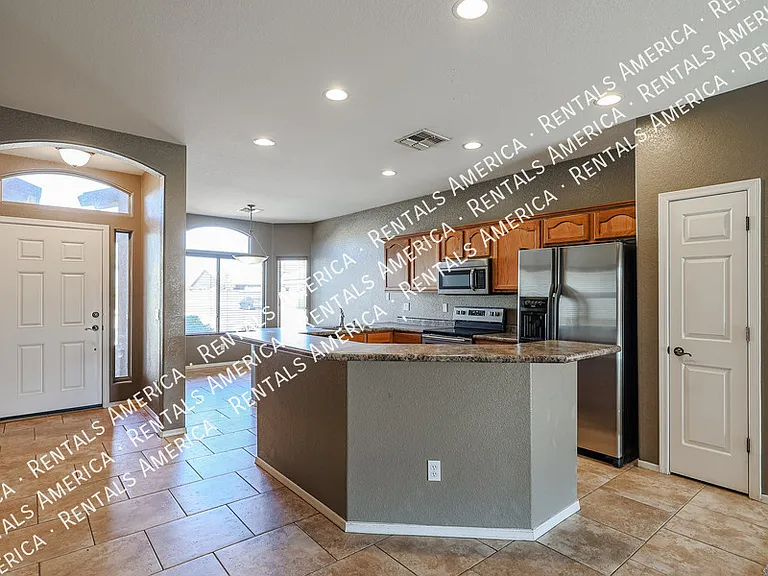 12823 W Modesto Dr — Photo 9