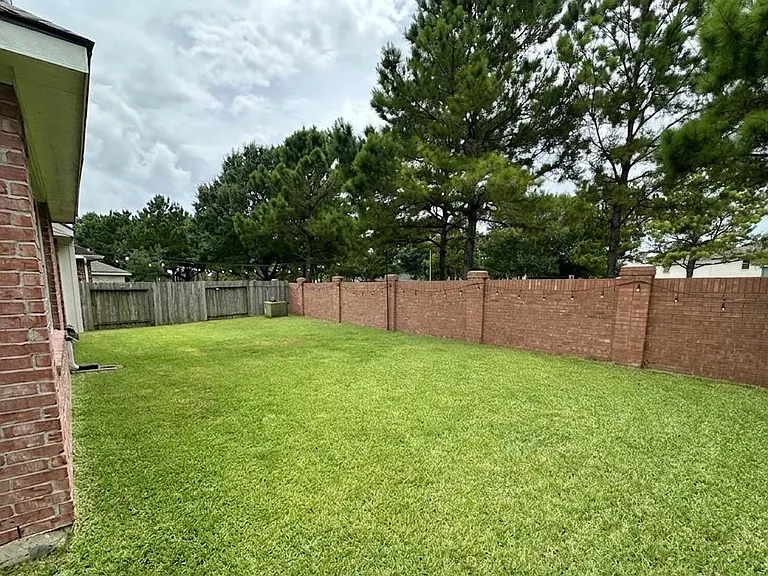 26018 Trailcliff Ct — Photo 8