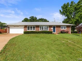 8553 Craighill Dr, Saint Louis, MO 63123