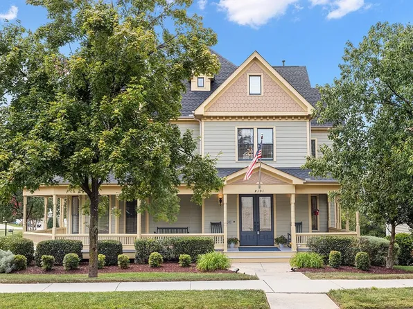 2101 Cameron Pond Dr, Cary, NC 27519