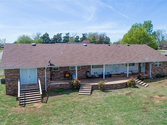 5th image of 420 S Lakehoma Dr