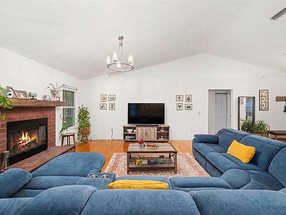 4th image of 8725 NW 9th Pl
