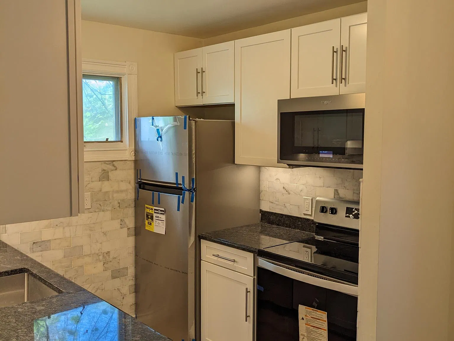 1 bed, 750 sqft, $2,200 — Photo 3